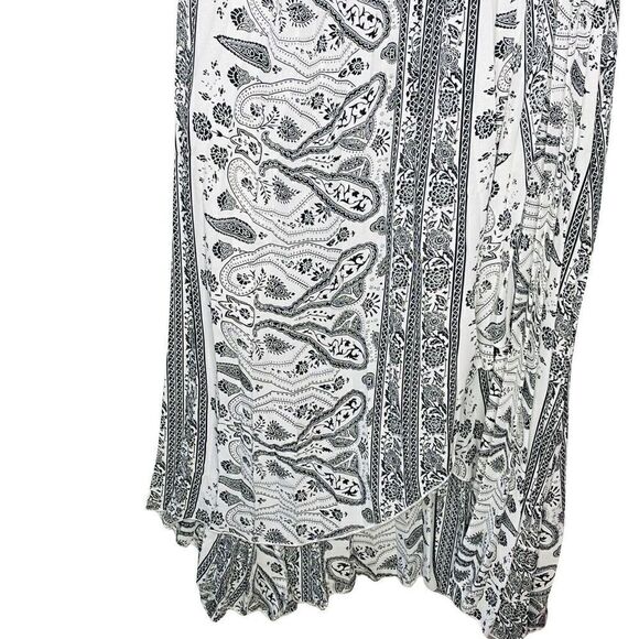 Cato women’s size 18 one shoulder black white handkerchief print maxi dress - Picture 3 of 6